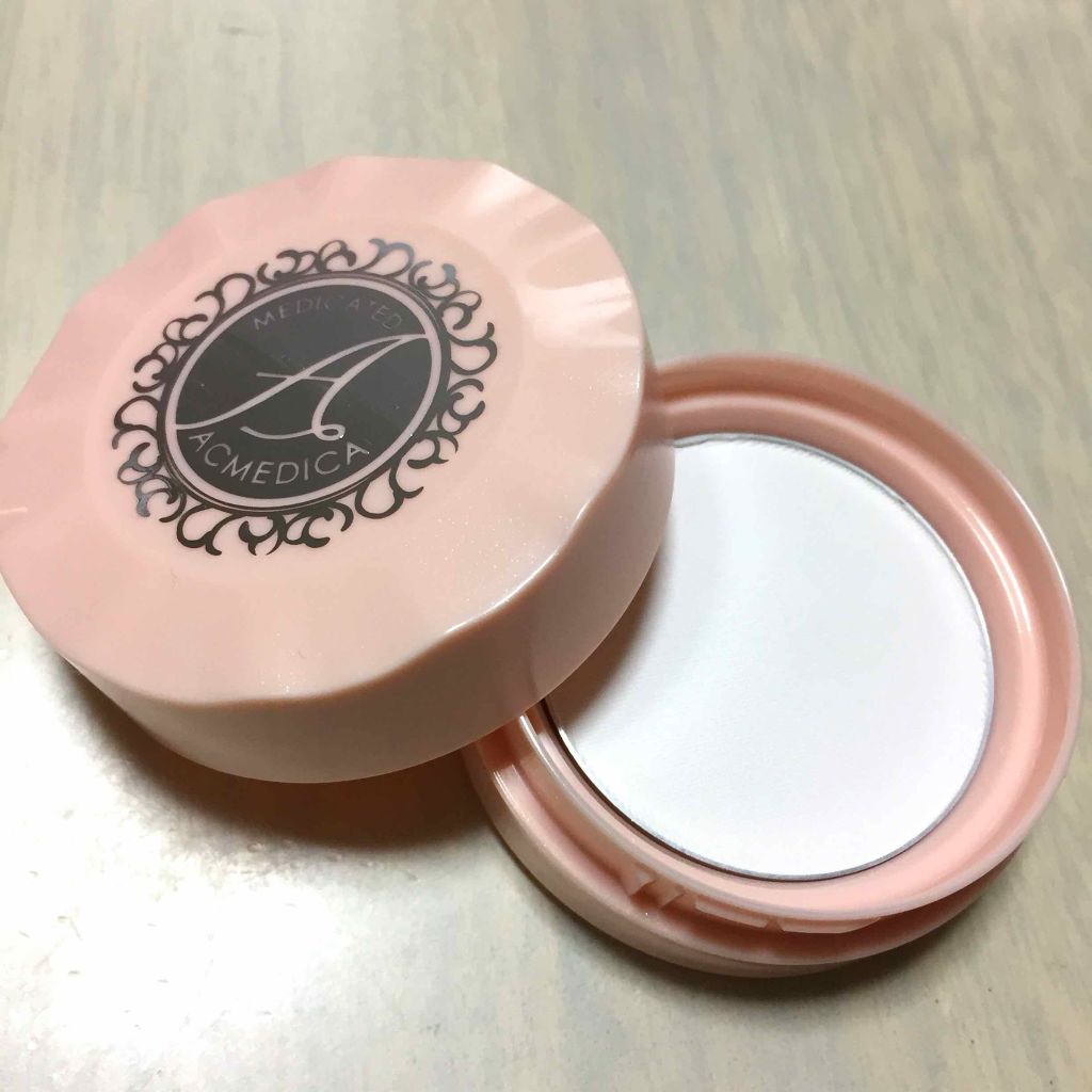 アクメディカ 薬用 フェイスパウダー クリア/ナリスアップ/パウダーファンデーションを使ったクチコミ（2枚目）