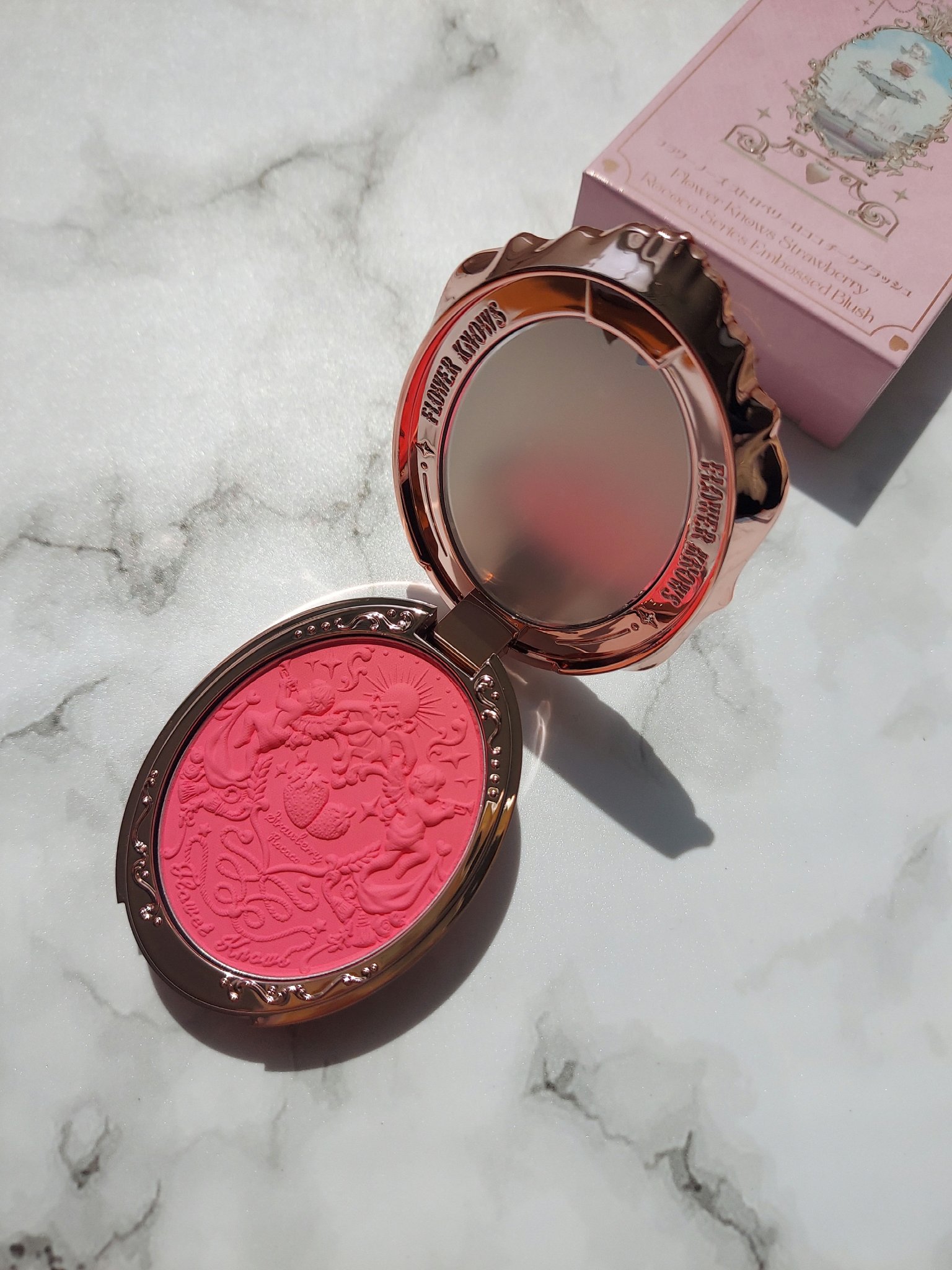 ストロベリーロココ チークブラッシュ G01 ロマンティックブロッサム/FlowerKnows/パウダーチークを使ったクチコミ（2枚目）