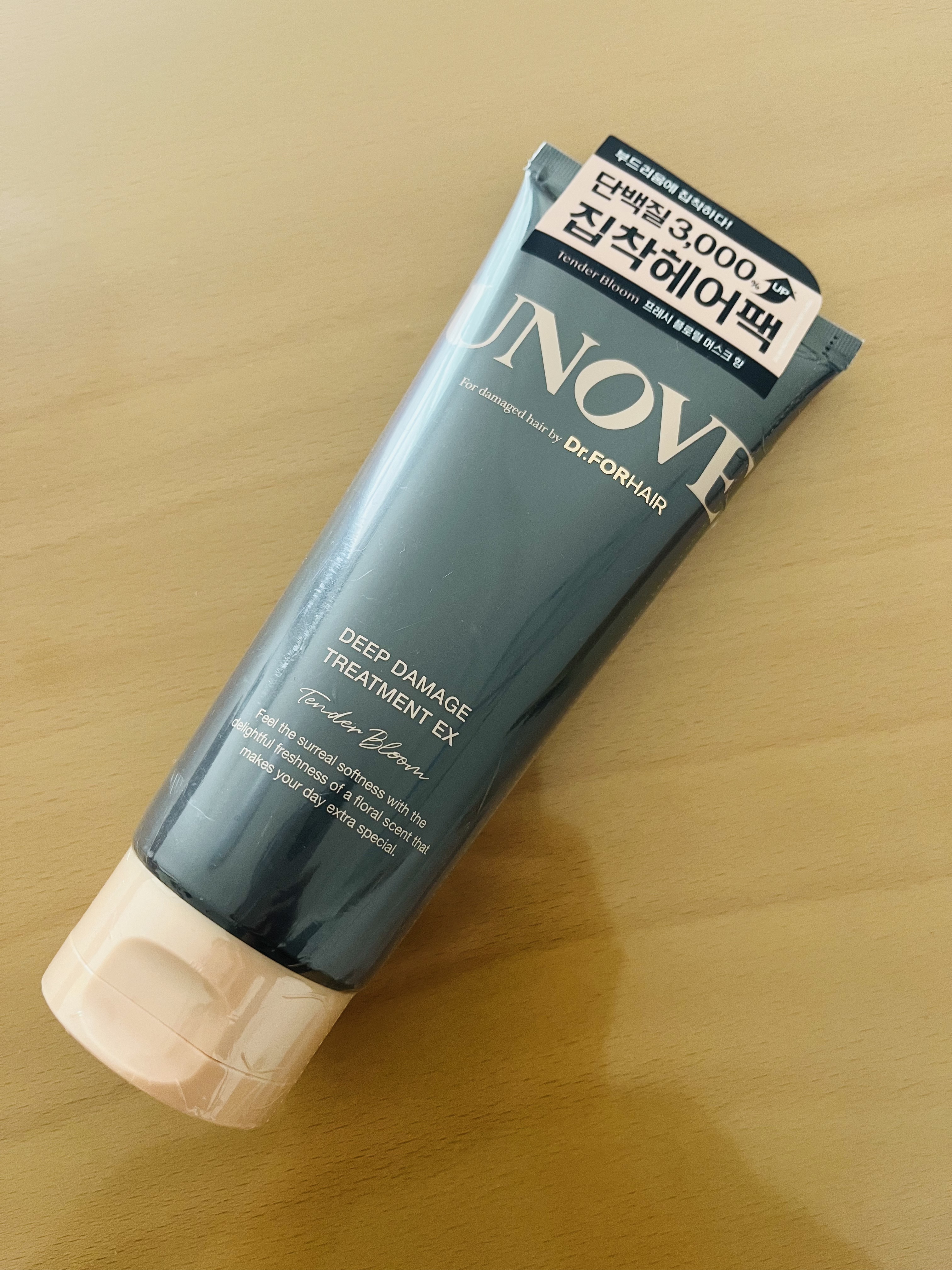 UNOVE  アノブディープダメージトリートメントEX
207ml

⚫︎パーマやカラー、熱によって傷んだキューティクルのプロテインダメージケア

⚫︎キューティクルのダメージホールを埋めてサラツヤ髪を演出

⚫︎軋む深刻なダメージヘアでも