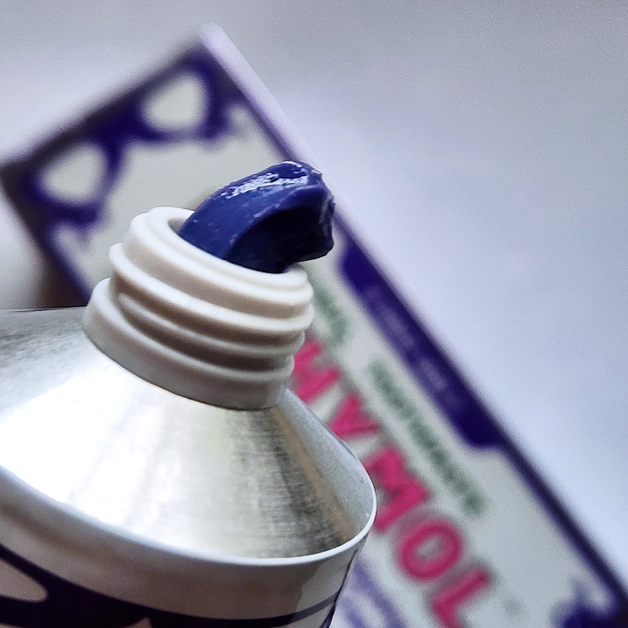 ホワイトパープル歯みがき ピーチフローラルミントの香り/EUTHYMOL/歯磨き粉を使ったクチコミ（2枚目）