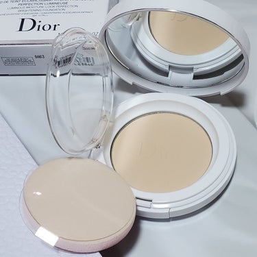 LIPSベストコスメ2020上半期カテゴリ賞　パウダーファンデ部門 第3位 Dior スノー パーフェクト ライト コンパクト ファンデーションの話題の口コミ・レビューの写真 （1枚目）