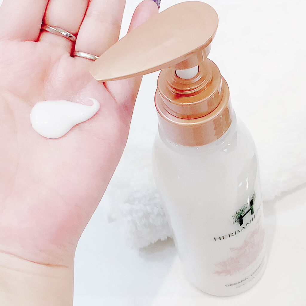 ハーバニエンス シャンプー・コンディショナー（グリーンローズ）/HERBANIENCE/市販シャンプーを使ったクチコミ（3枚目）