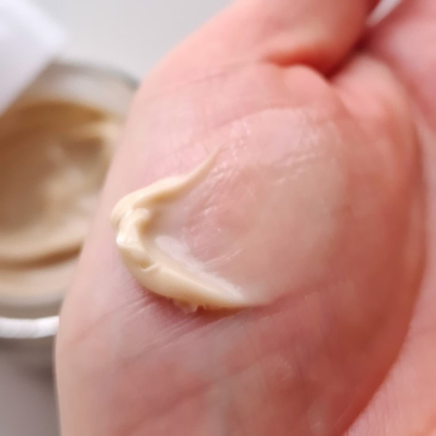 Cemenrete Calcium Intense Cream/Dr.Melaxin/フェイスクリームを使ったクチコミ(3枚目)