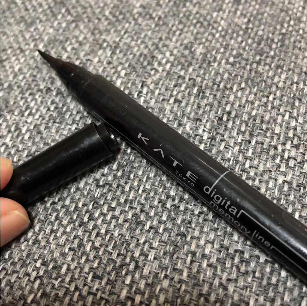 デジタルメモリーライナー/KATE/リキッドアイライナーを使ったクチコミ（1枚目）