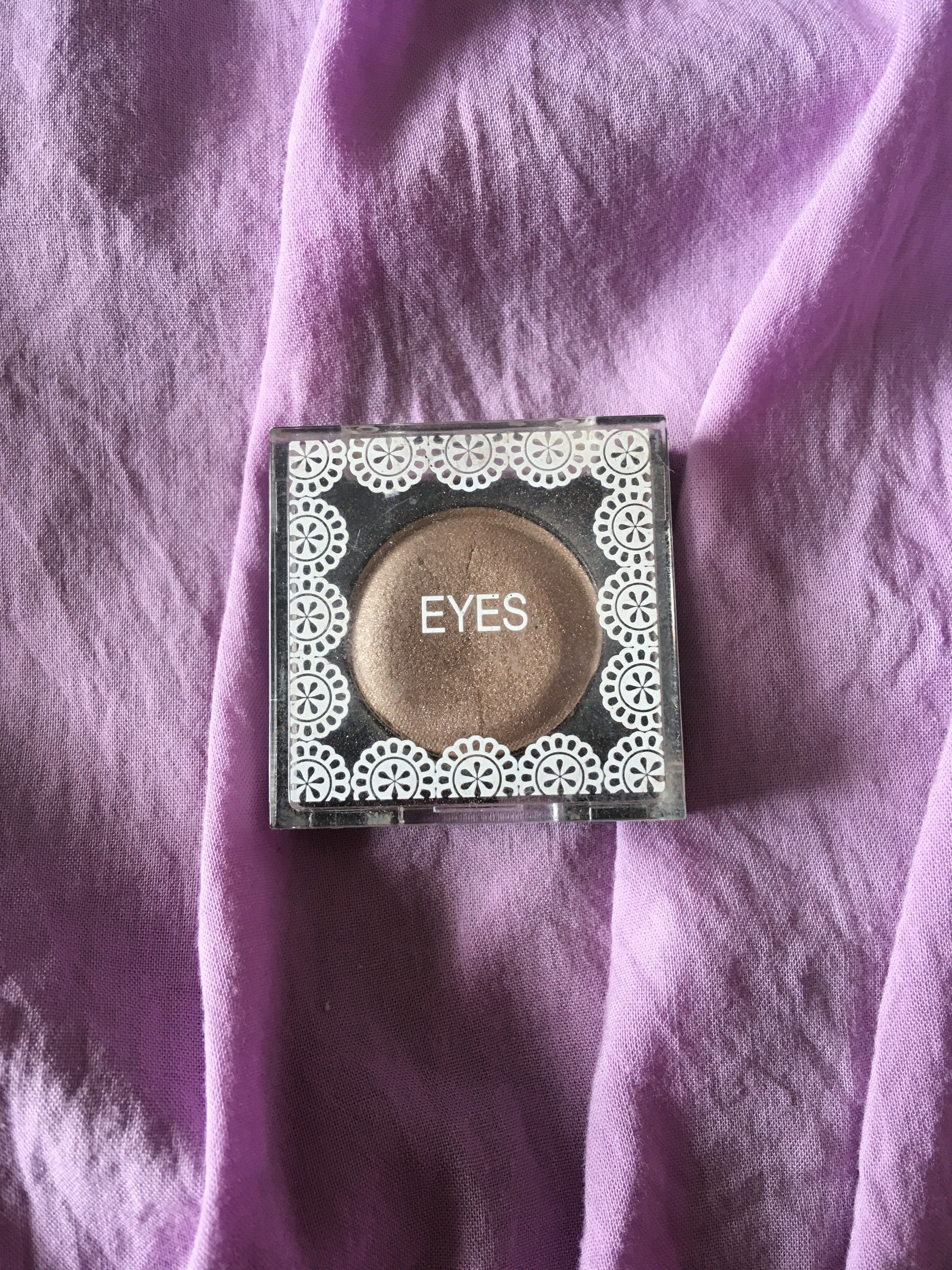 アイシャドウ/プリラプリラ/単色アイシャドウを使ったクチコミ（1枚目）