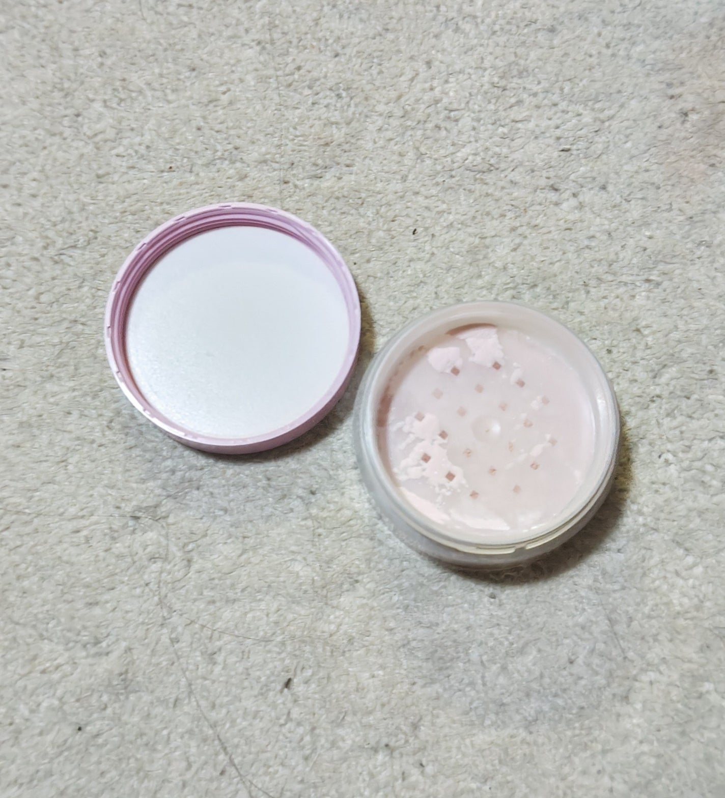 メイク キープ パウダー/コーセーコスメニエンス/ルースパウダーを使ったクチコミ(1枚目)