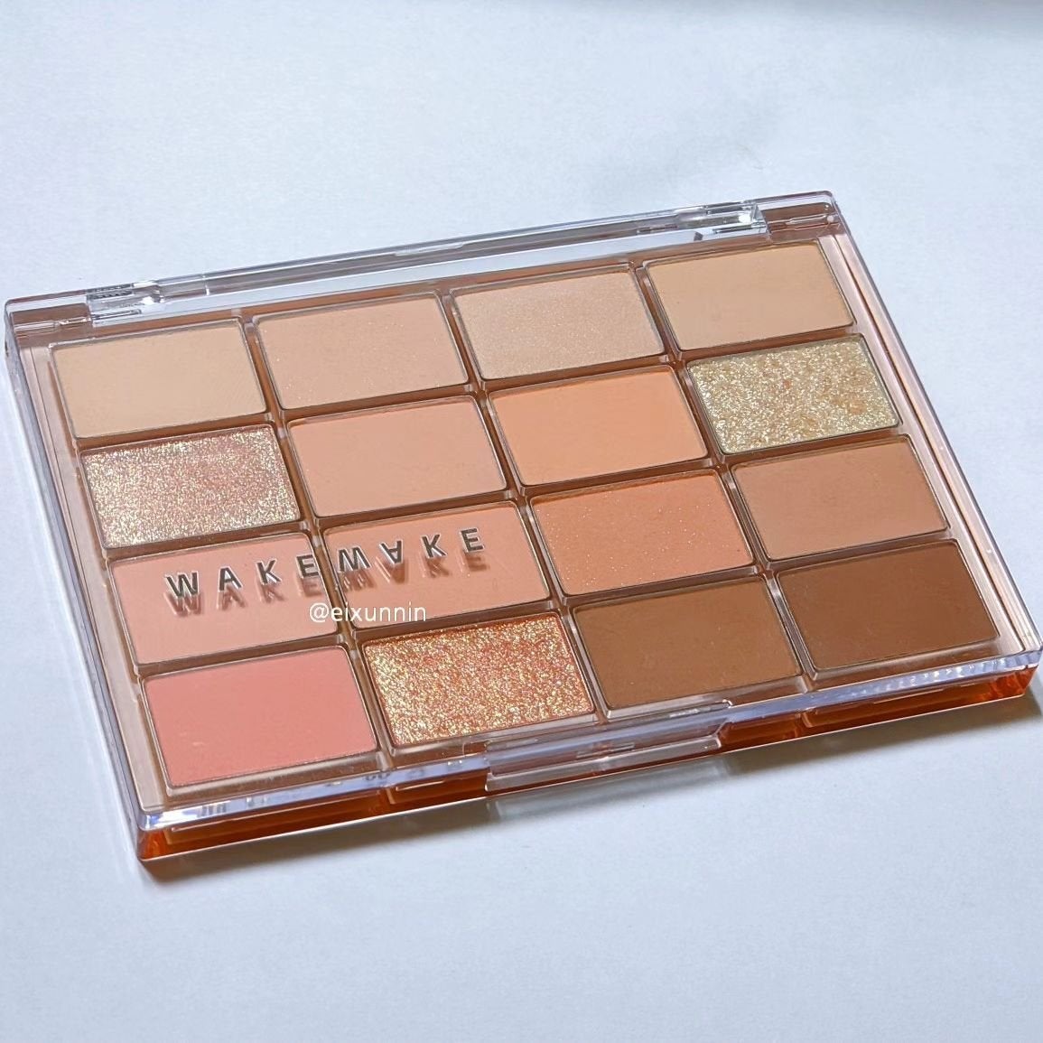 ソフトブラーリングアイパレット/wakemake/アイシャドウパレットを使ったクチコミ(1枚目)