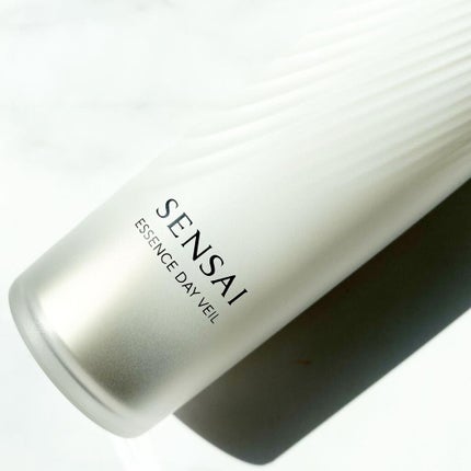 センサイ エッセンスデイヴェール/SENSAI/美容液を使ったクチコミ(2枚目)