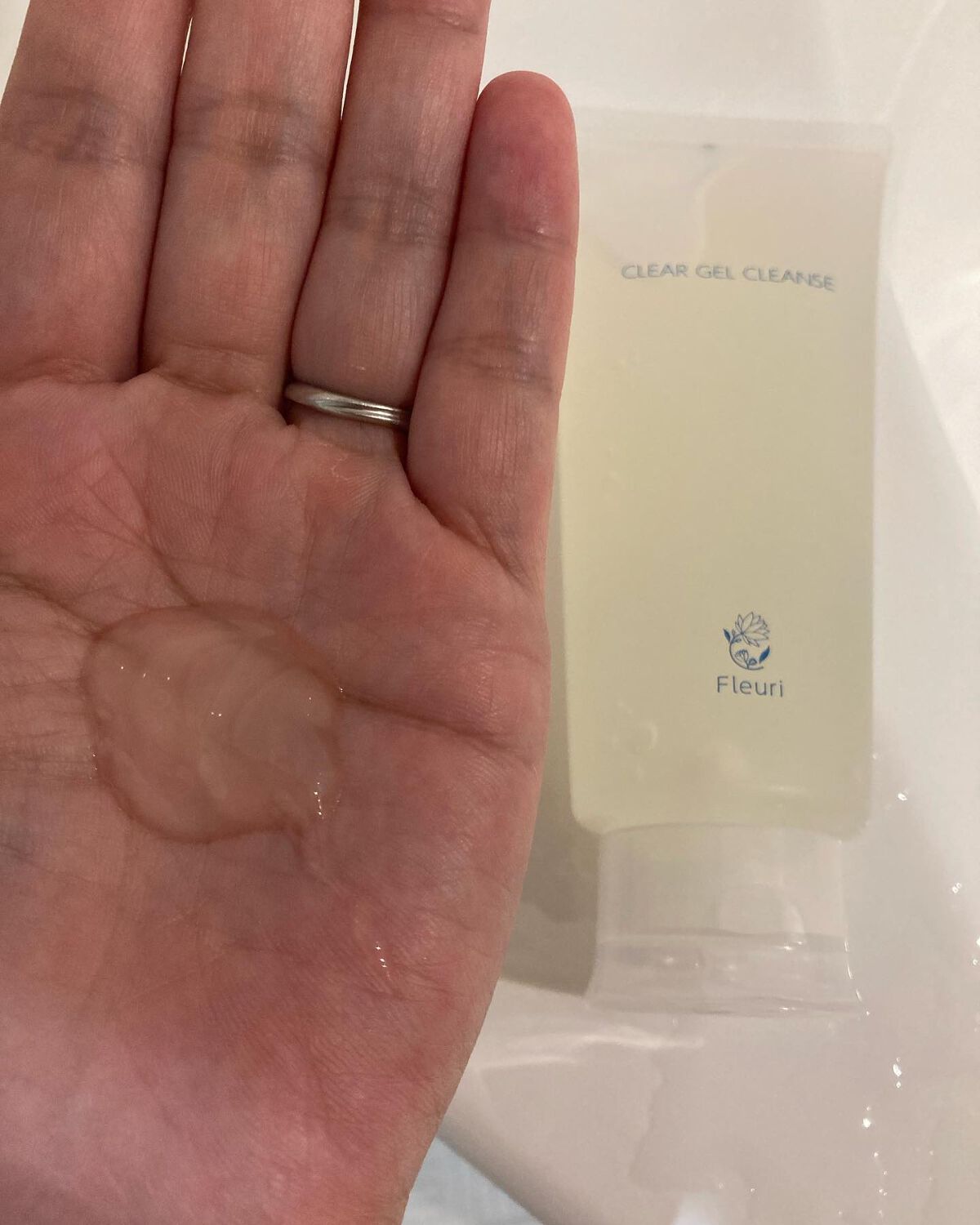 クリアゲルクレンズ/Ｆleuri(フルリ)/クレンジングジェルを使ったクチコミ（3枚目）