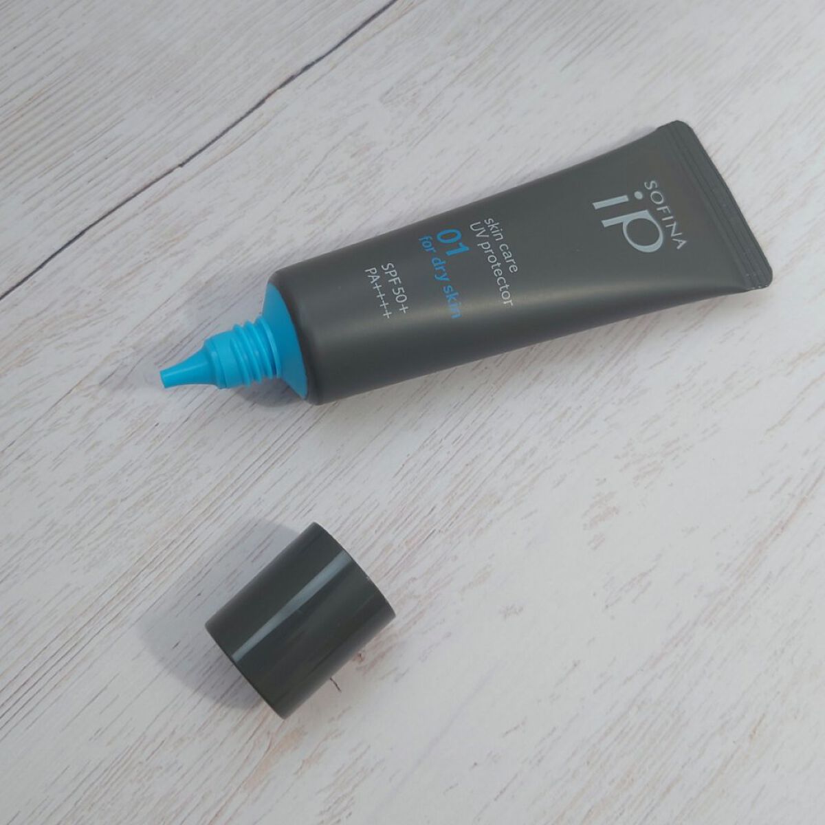 ソフィーナ iP スキンケアUV 01乾燥しがちな肌環境 SPF50+ PA++++/SOFINA iP/日焼け止めクリームを使ったクチコミ（3枚目）