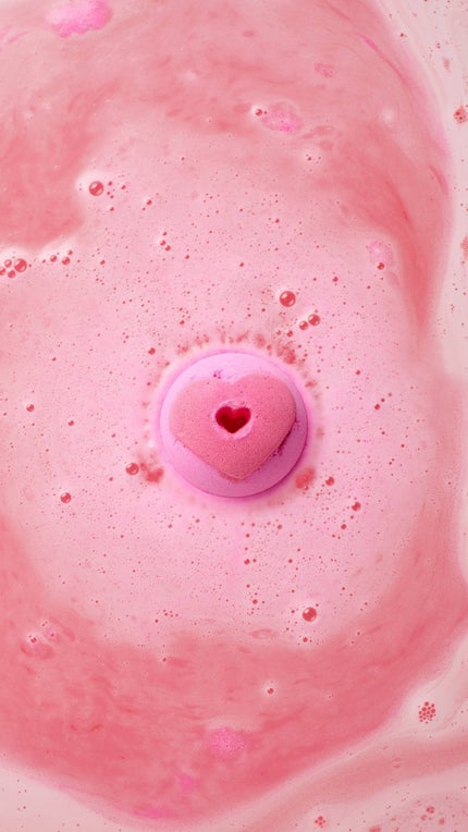 めい on LIPS 「春のLUSH新作🌸可愛いもので疲れた心を癒す贅沢な一時もたまに..」(4枚目)