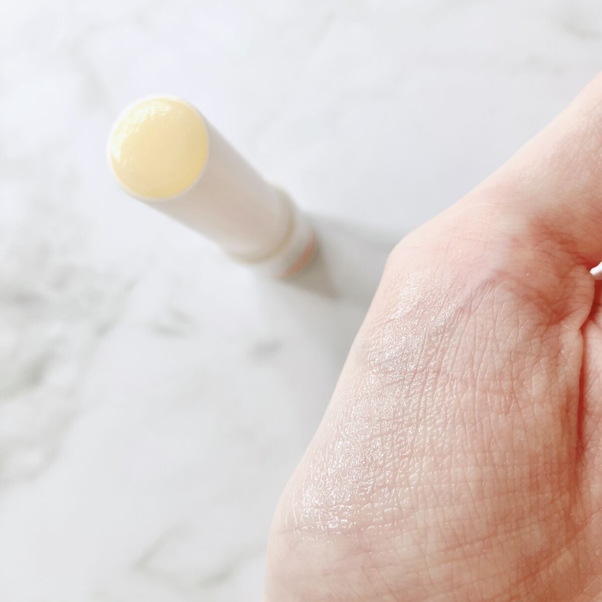 ニベア ディープモイスチャーリップ メルティタイプ/ニベア/リップクリームを使ったクチコミ（3枚目）