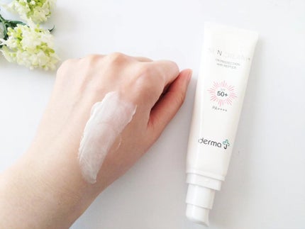 サンクリーム+/ DermaJ/日焼け止めクリームを使ったクチコミ(3枚目)