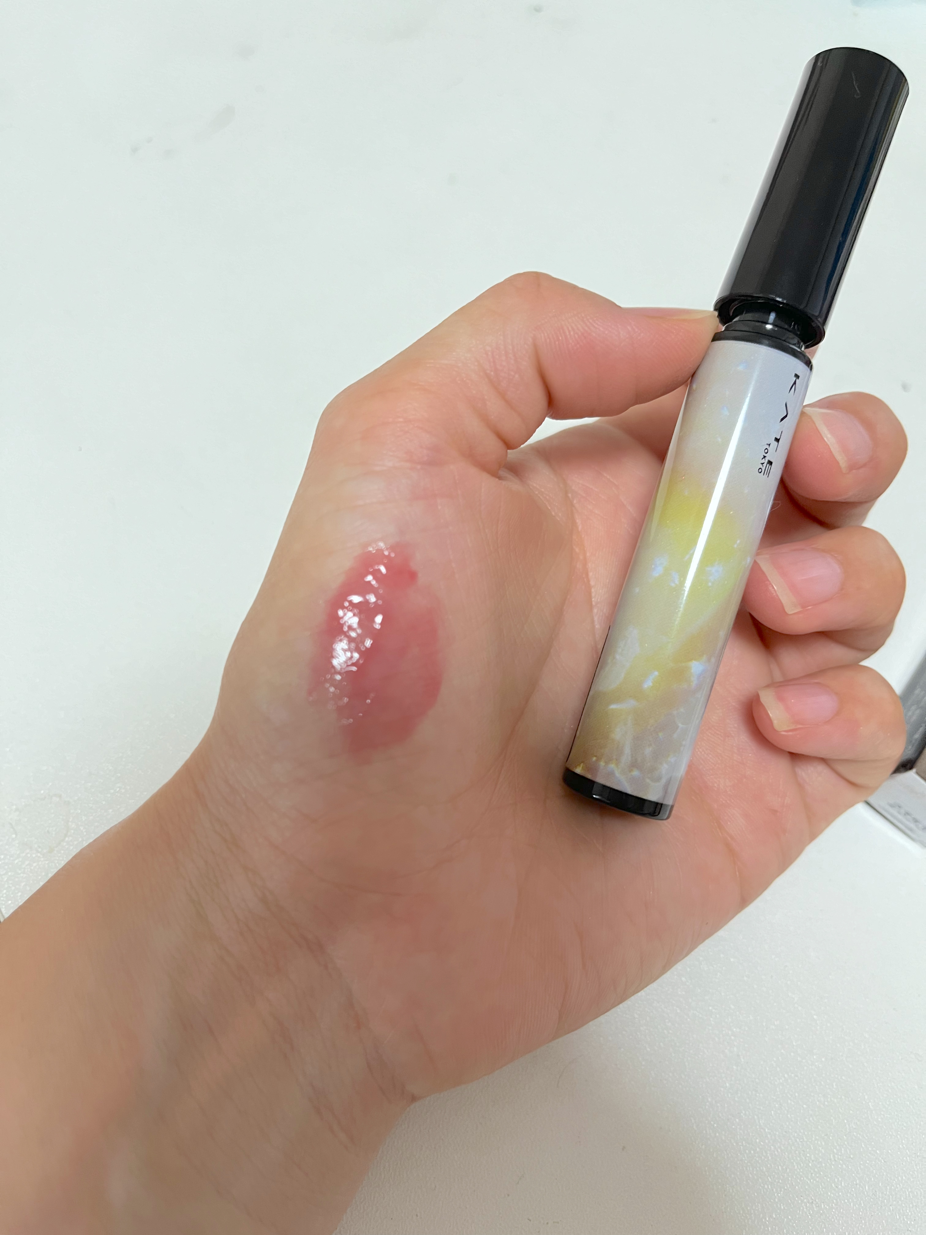 ミルキーウォータリーリップ EX-2 人魚のキス(クリアレッド系) / KATE