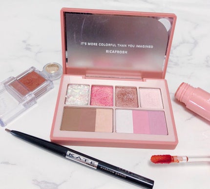 ラグトーマス・キット/RICAFROSH/アイシャドウパレットを使ったクチコミ(2枚目)