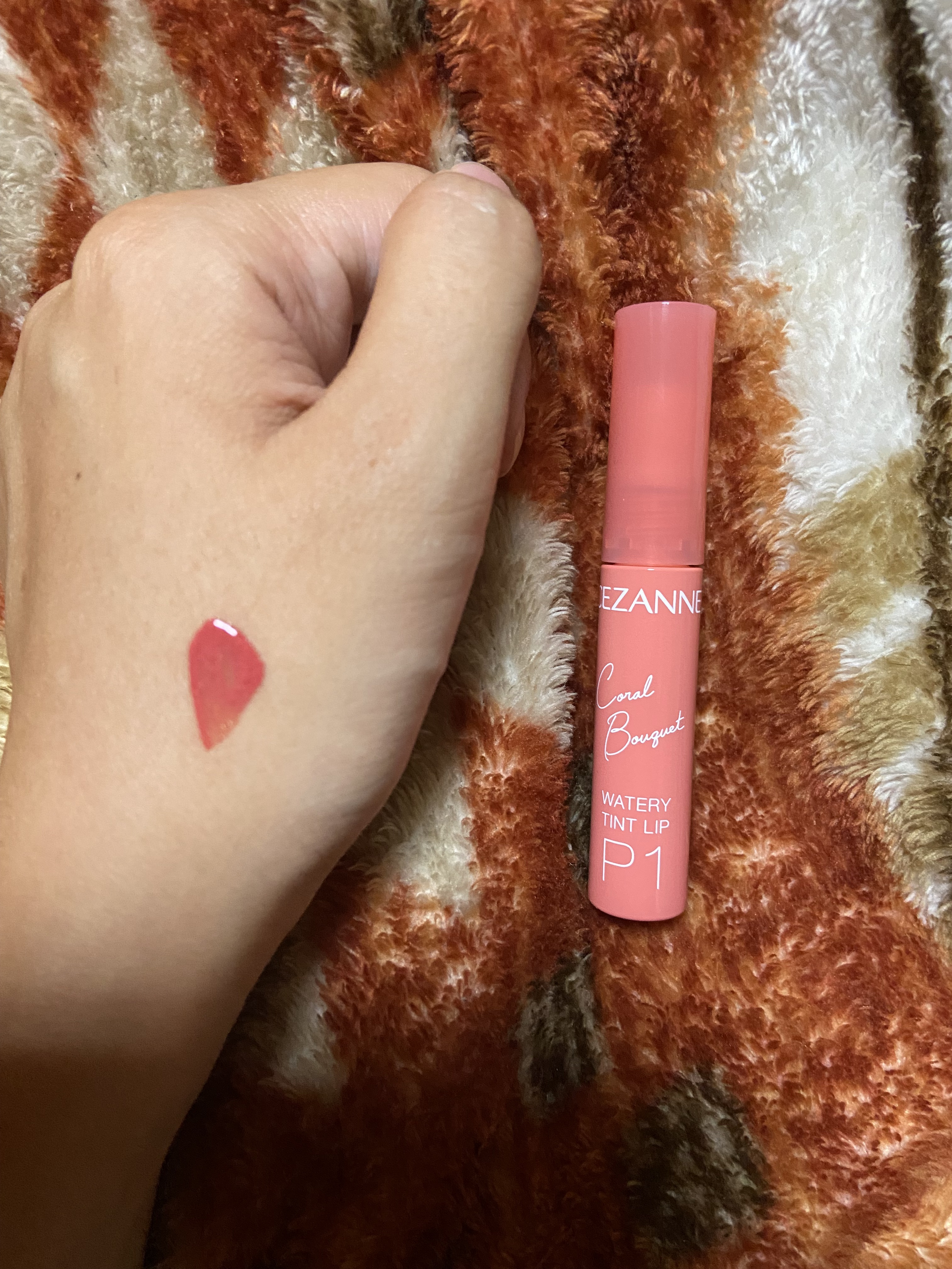 ウォータリーティントリップ P1 コーラルブーケ/CEZANNE/リップティントを使ったクチコミ（3枚目）