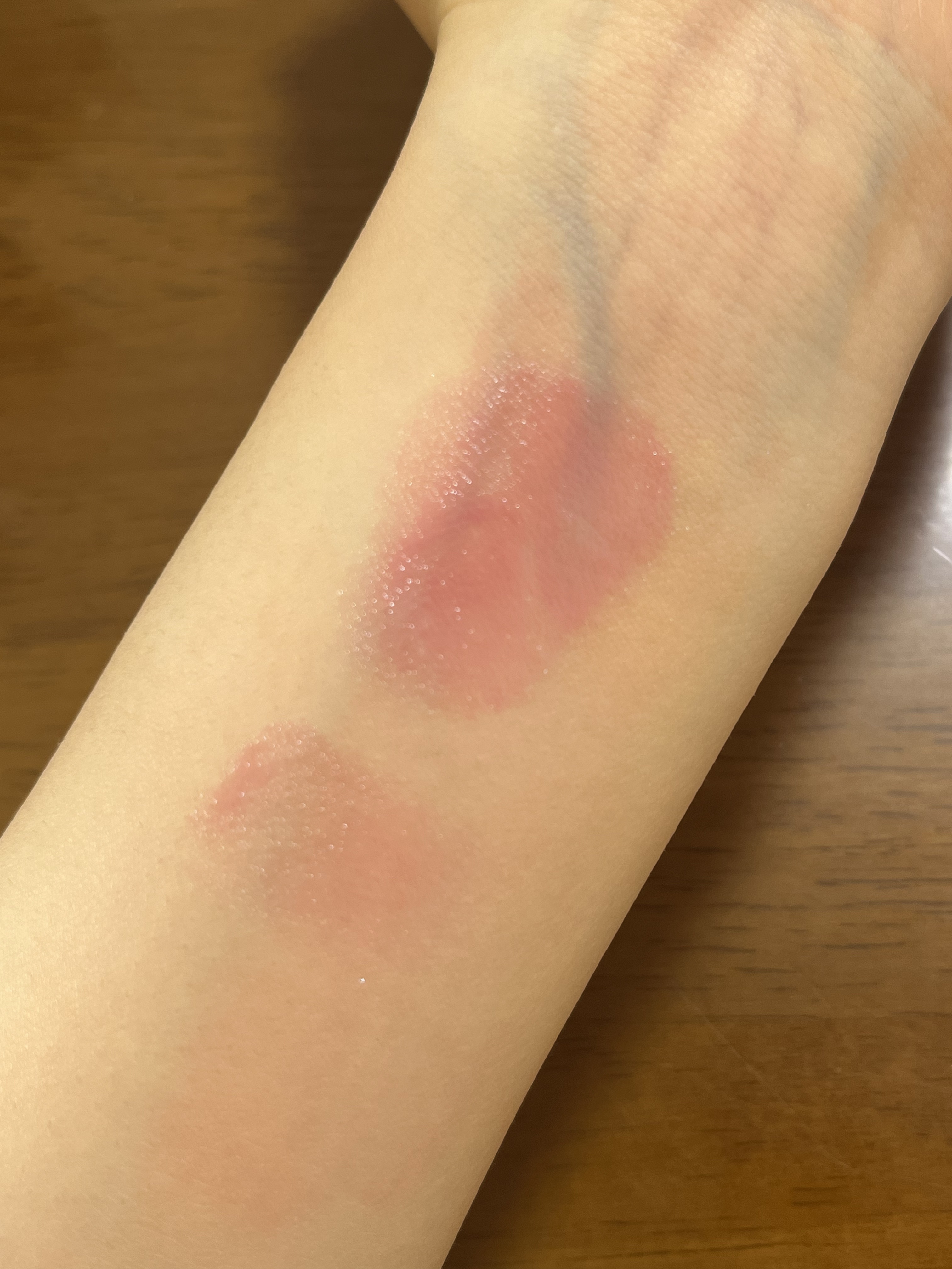 モイストピュアカラーリップ/ニベア/リップクリームを使ったクチコミ（3枚目）