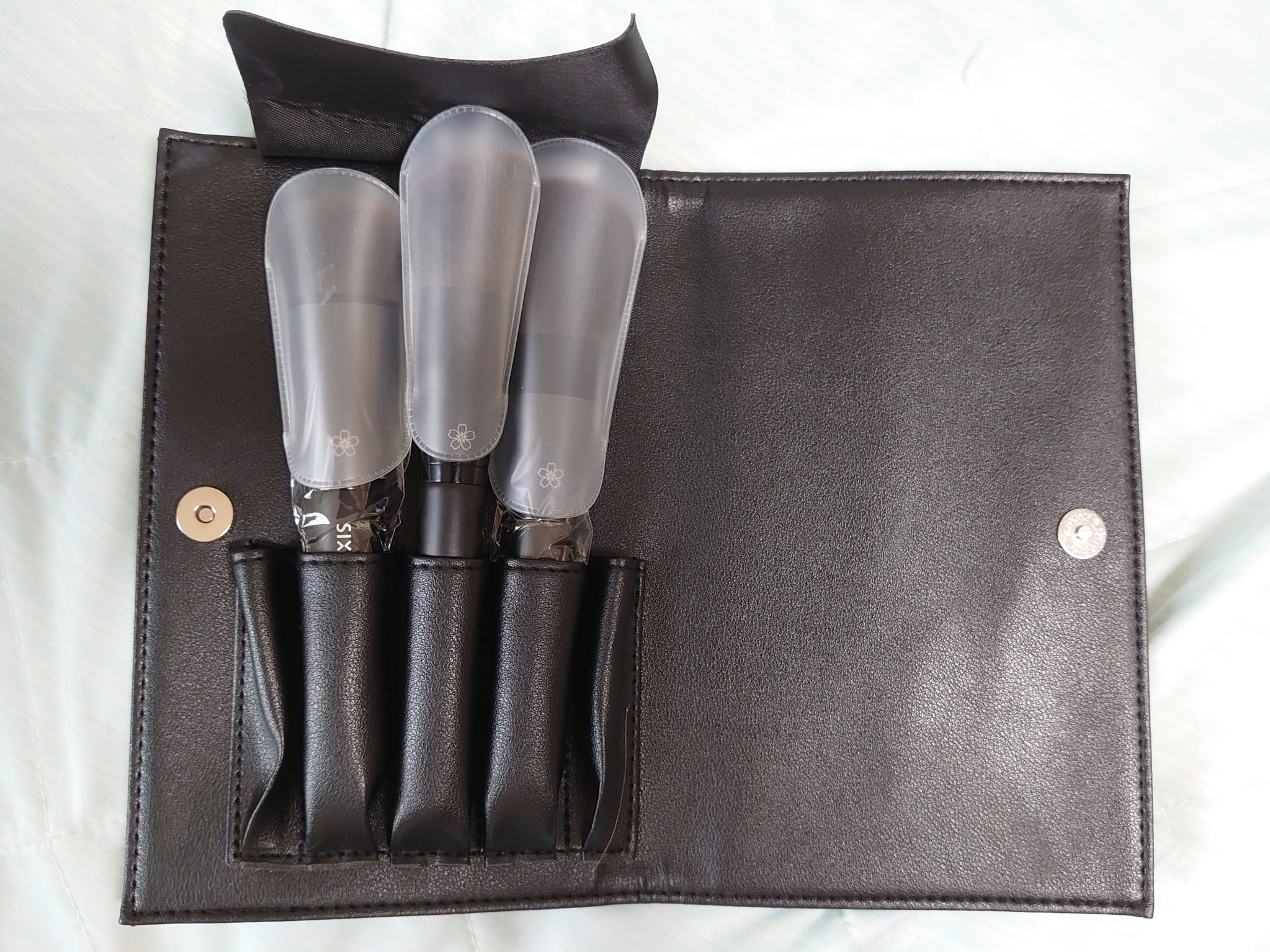 SIXPLUS フェイスブラシ 3本セット - Dawnシリーズ（ブラック）/SIXPLUS/メイクブラシを使ったクチコミ（1枚目）