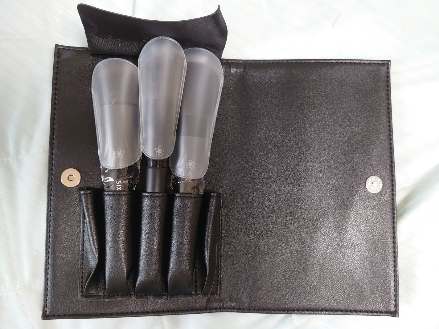 SIXPLUS フェイスブラシ 3本セット - Dawnシリーズ(ブラック)/SIXPLUS/メイクブラシを使ったクチコミ(1枚目)