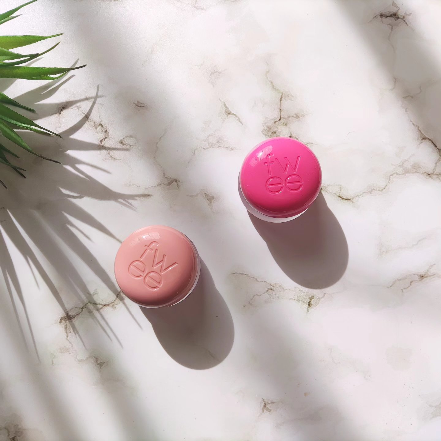 リップアンドチーク ブラーリープリンポット/fwee/口紅を使ったクチコミ（2枚目）