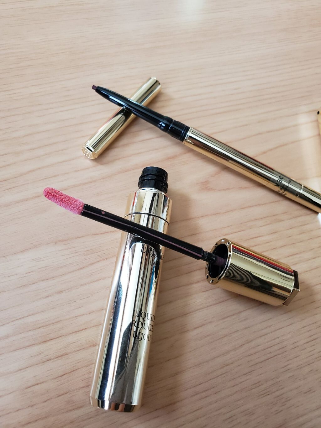 エレガンス リクイッド ルージュ ビジュー/Elégance/口紅を使ったクチコミ(3枚目)