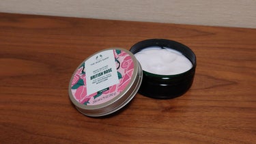 ボディバター ブリティッシュローズ/THE BODY SHOP/ボディクリームを使ったクチコミ（1枚目）