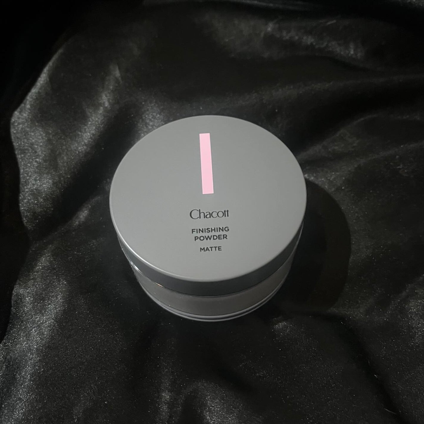 フィニッシングパウダー マット/チャコット・コスメティクス/ルースパウダーを使ったクチコミ(2枚目)