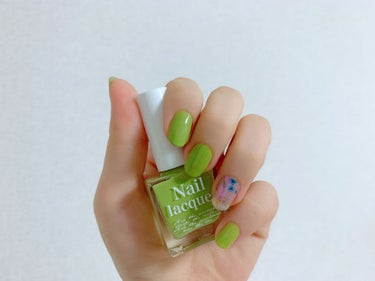 jill leen. Nail Lacquer D6

去年#qoo10 で購入してお気に入りになったネイルです。春カラーで可愛いのでおすすめです。
丸くカットされた太めの平たい刷毛で塗りやすかったて