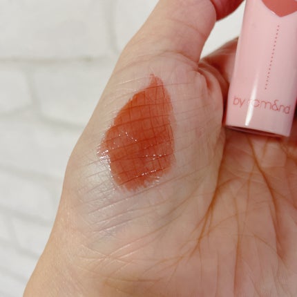 アンドバイロムアンド グラッシーボムティント/&nd by rom&nd/リップティントを使ったクチコミ(3枚目)