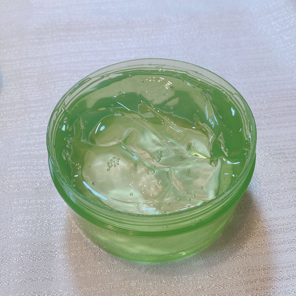 マイルド&モイスチャーアロエジェル/ネイチャーリパブリック/ボディローションを使ったクチコミ(5枚目)