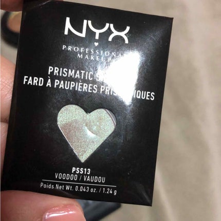 プリズマ シャドウ/NYX Professional Makeup/単色アイシャドウを使ったクチコミ(3枚目)