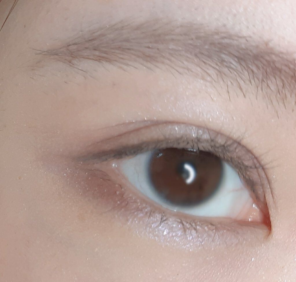 グロウ アイヴェール ＜限定＞PK832 ラベンダーピンク/ESPRIQUE/リキッドアイシャドウを使ったクチコミ（2枚目）