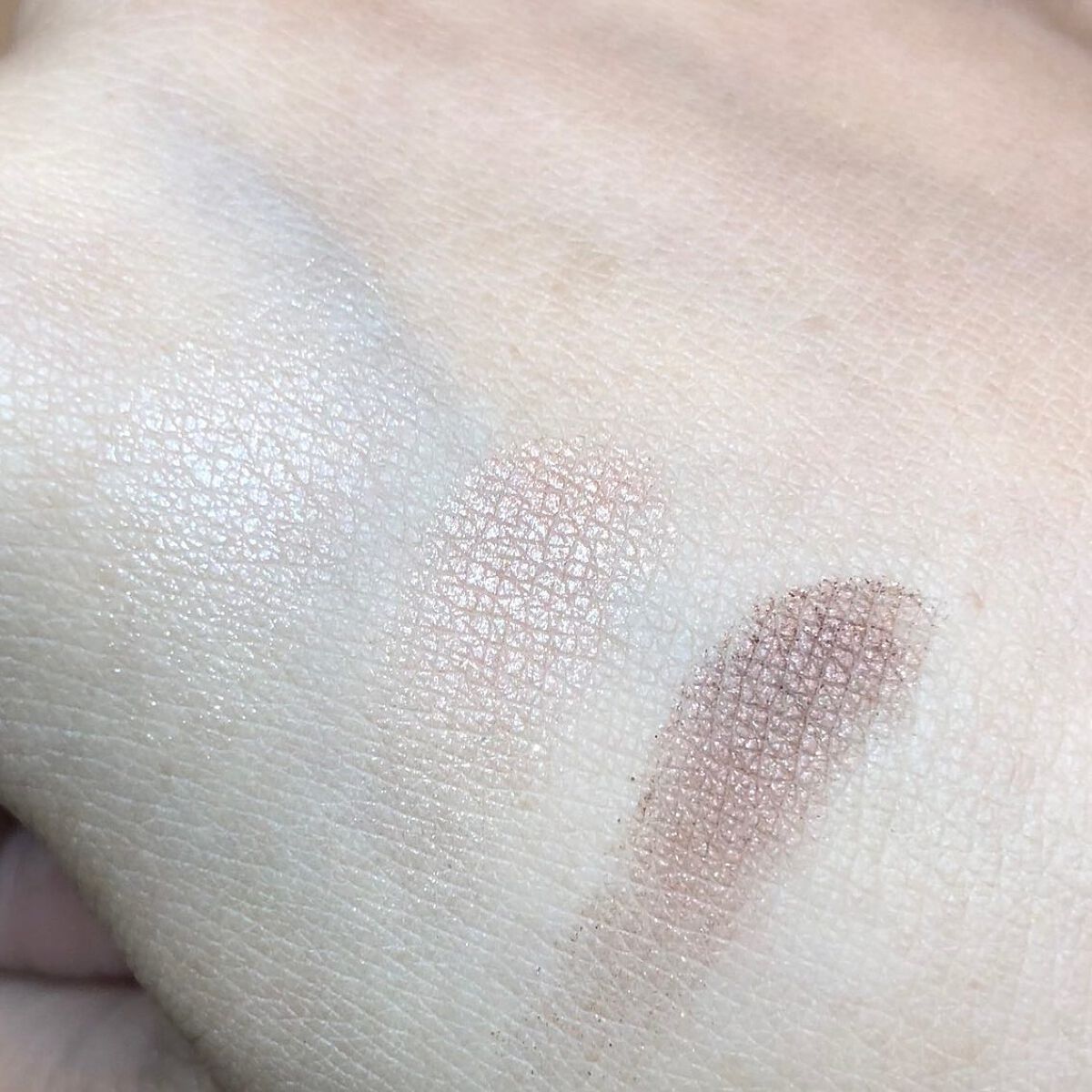 イルミネイト アイズ/HIKARIMIRAI/アイシャドウパレットを使ったクチコミ(4枚目)