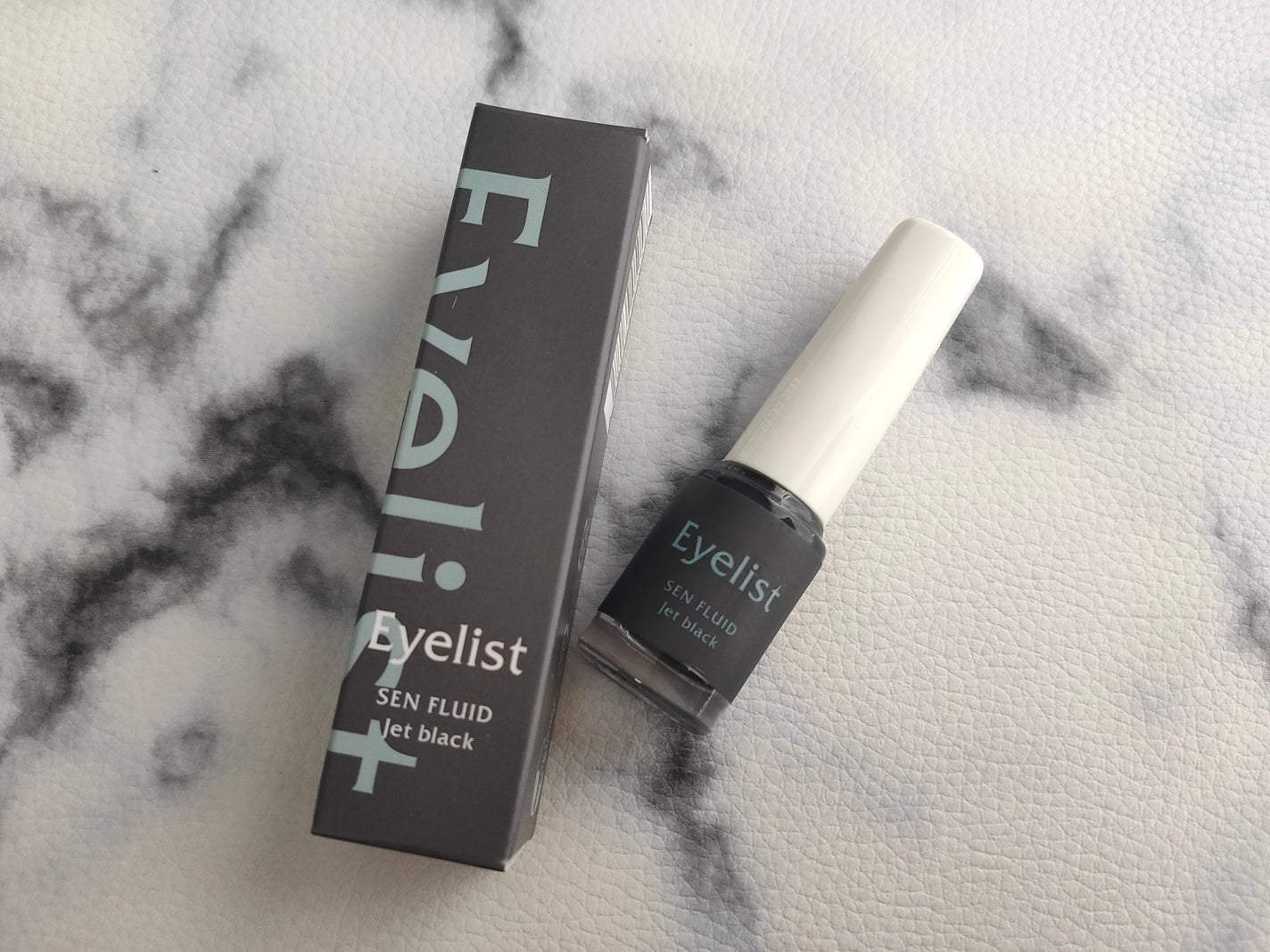 センフルード ジェットブラックアイライナー Eyelist