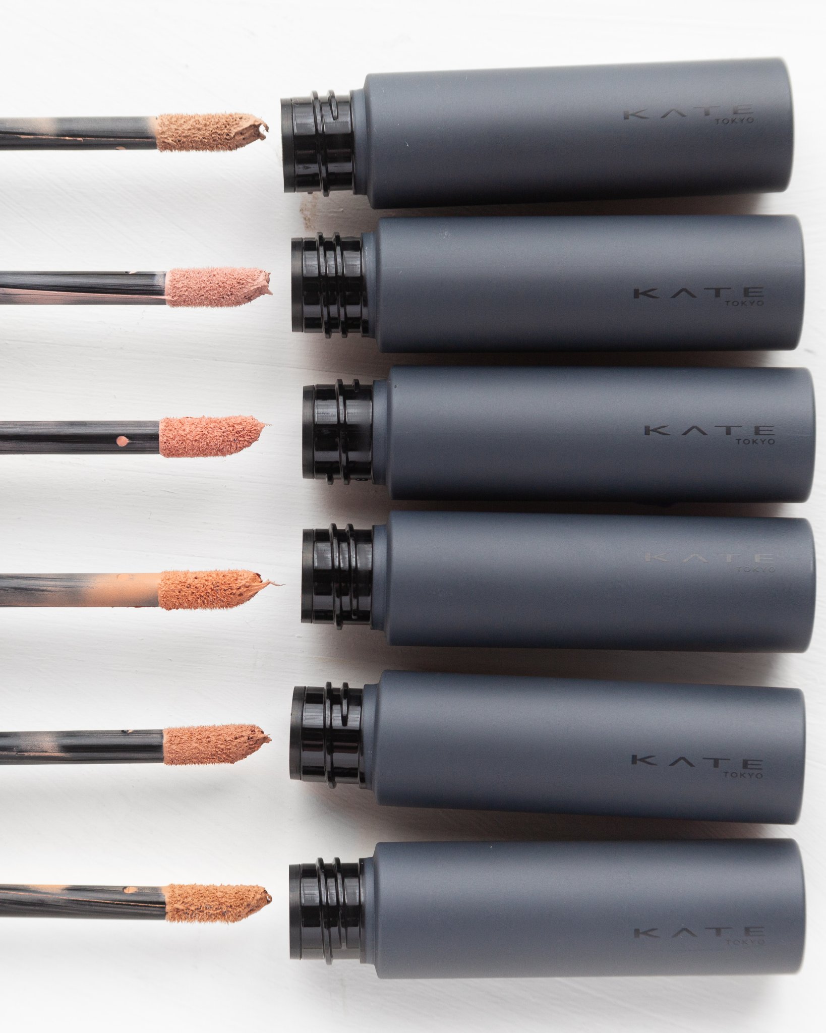 マットラテリキッドシャドウ/KATE/リキッドアイシャドウを使ったクチコミ（2枚目）