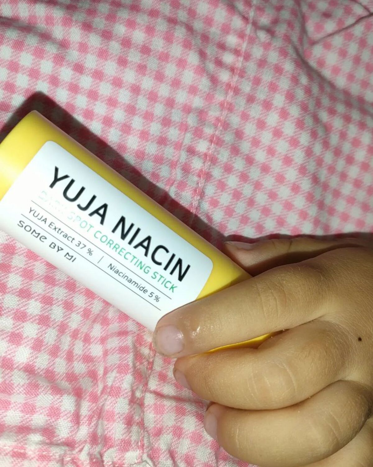 ゆずナイアシンダークスポットコレックティングスティック/SOME BY MI/美容液を使ったクチコミ（1枚目）