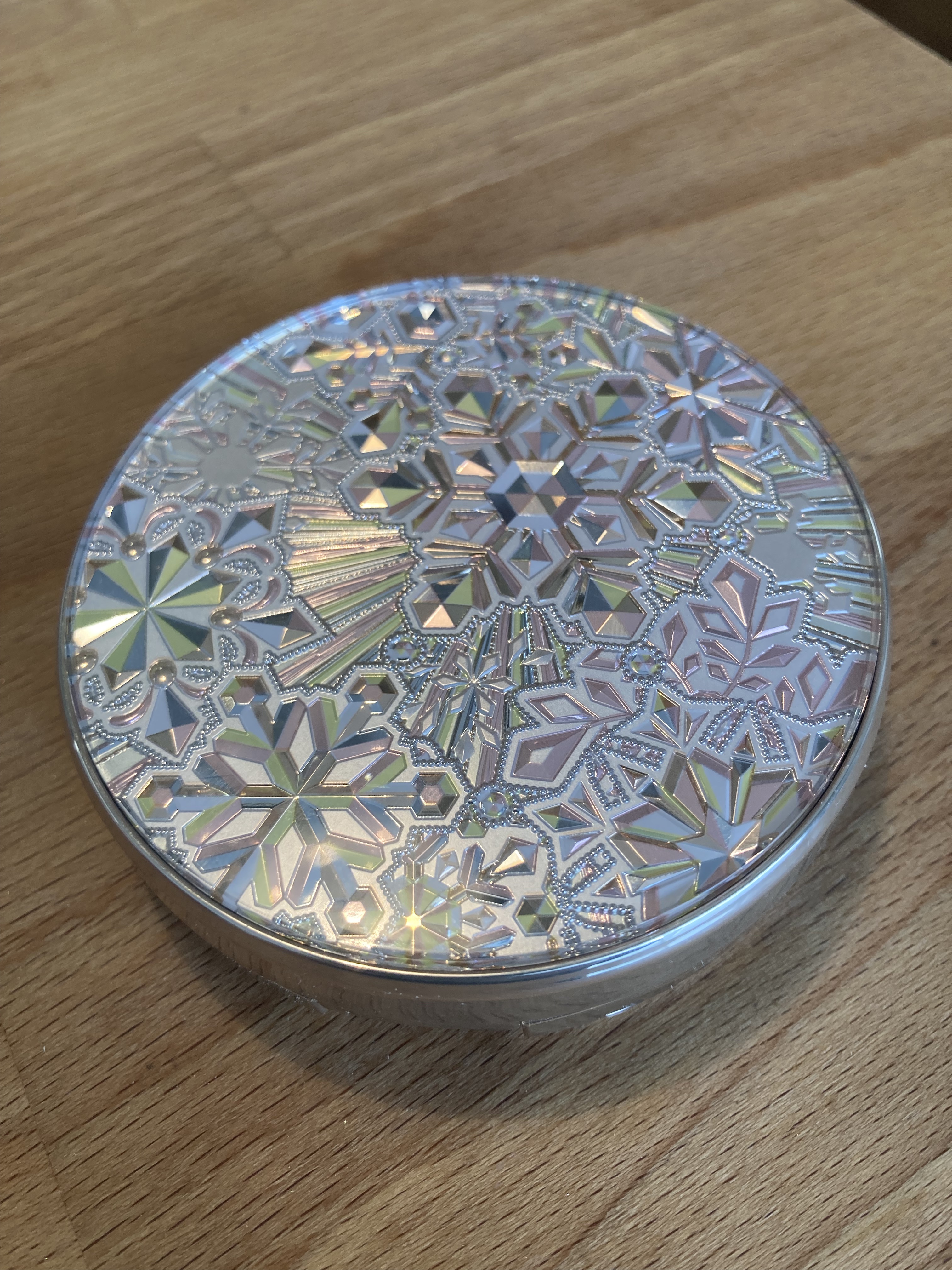 スノービューティー2023 薬用美白スキンケアパウダー/スノービューティー/プレストパウダーを使ったクチコミ（3枚目）