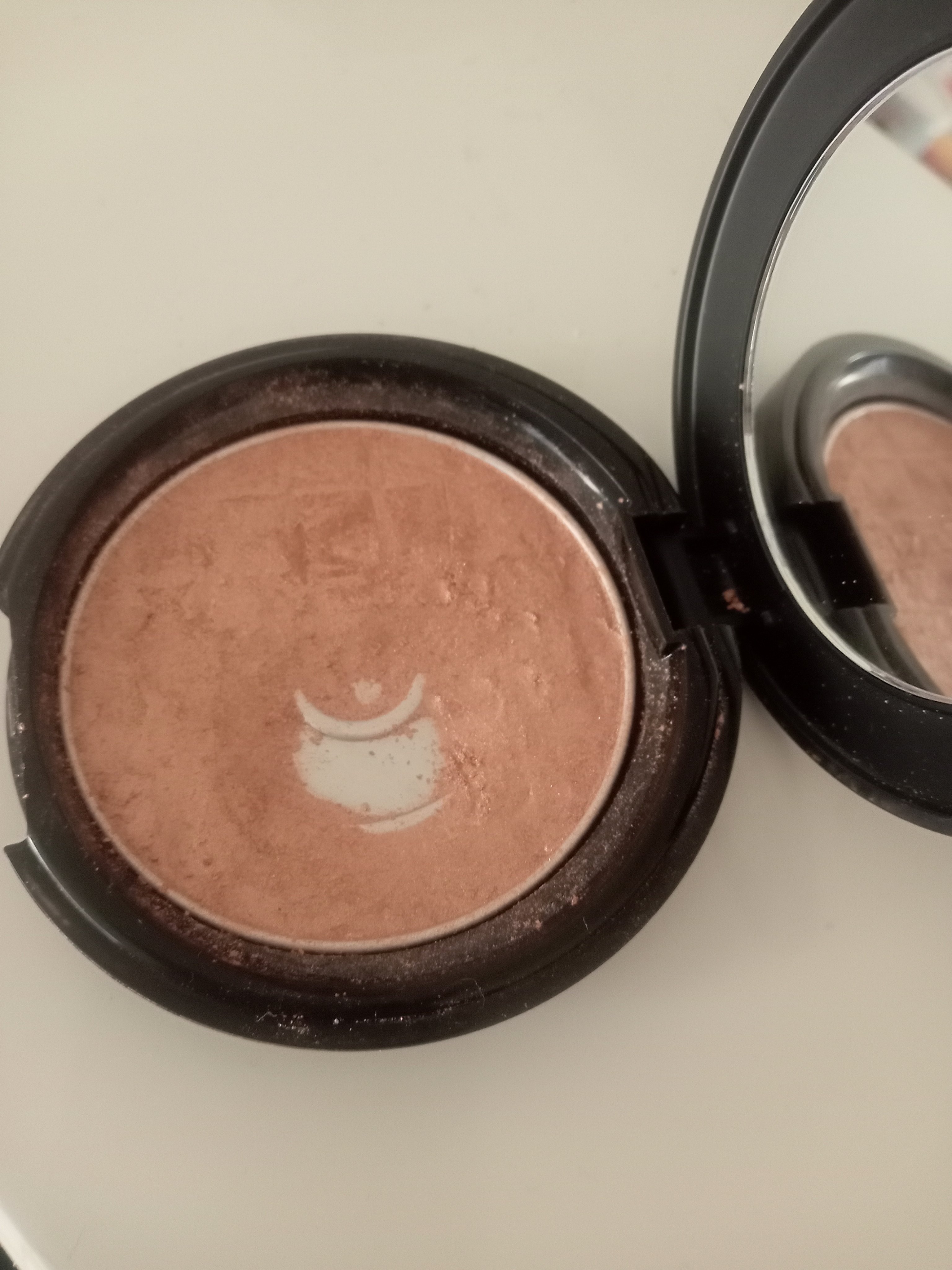 オーラデュウ プリズム イルミネーター 02/SHISEIDO/プレストパウダーを使ったクチコミ（2枚目）