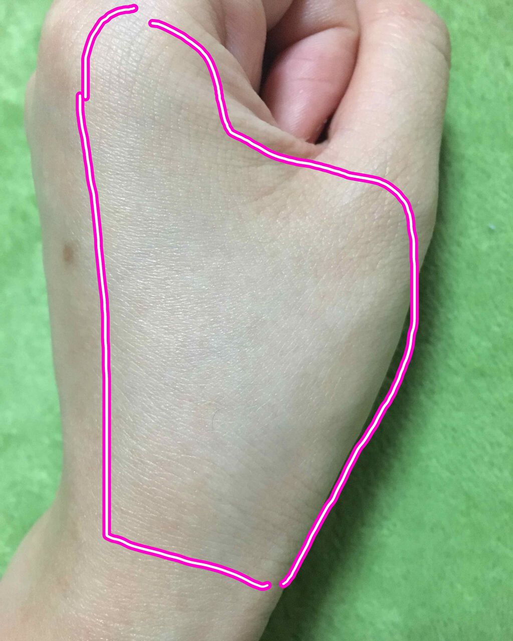 ホワイトＵＶジーニアス/BENEFIQUE/日焼け止めローションを使ったクチコミ（2枚目）