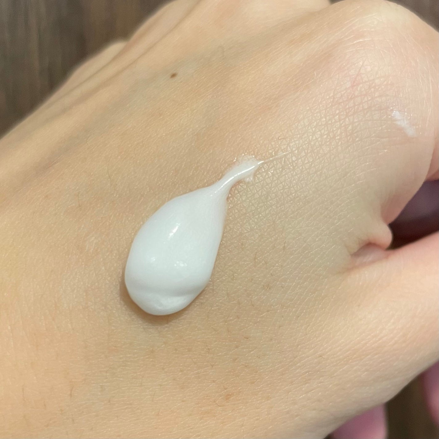 ヴァセリン アドバンスドリペア ボディローション 無香料/ヴァセリン/ボディローションを使ったクチコミ(2枚目)