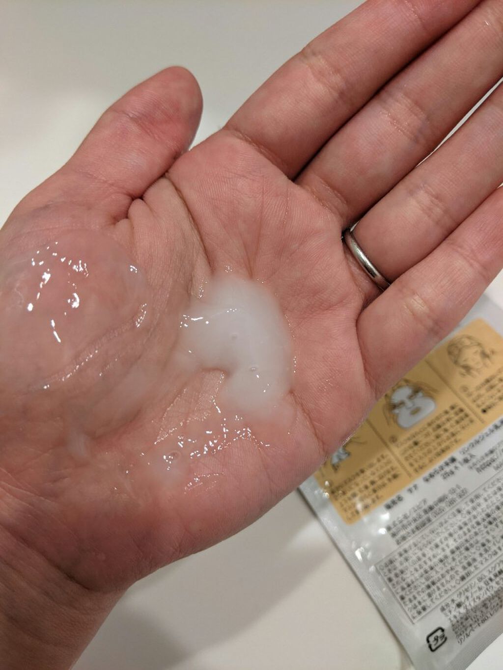 リンクルジェル乳液マスク/なめらか本舗/シートマスク・パックを使ったクチコミ（2枚目）