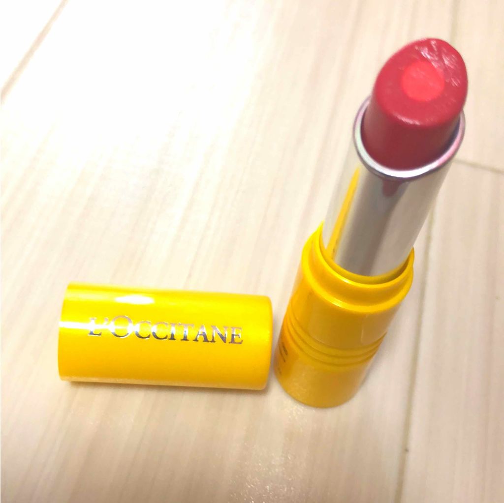 デリシャス＆フルーティー リップパーフェクター/L'OCCITANE/リップバームを使ったクチコミ（2枚目）