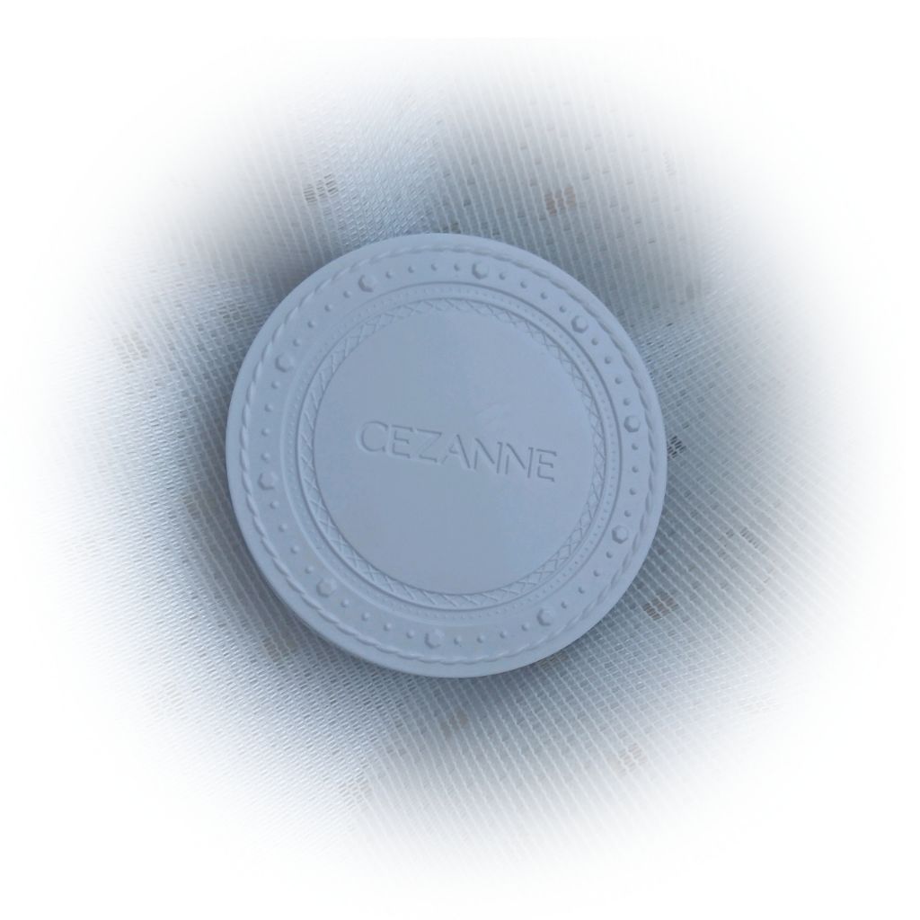 UVクリアフェイスパウダー/CEZANNE/プレストパウダーを使ったクチコミ(1枚目)