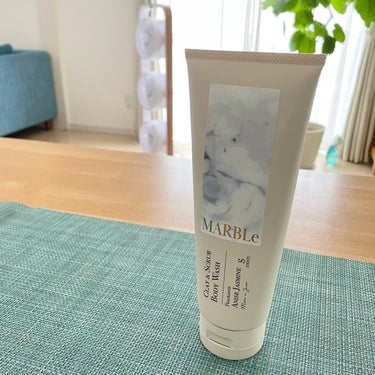 SWATi MARBLe CLAY ＆ SCRUB BODY WASHのクチコミ「〔 SWATi 〕

このボディウォッシュの香りがたまらない〜💕

泥吸着・スクラブ・ボディウ.....」（1枚目）