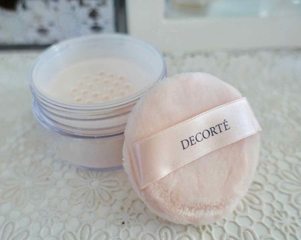 AQ MW フェイスパウダー/DECORTÉ/ルースパウダーを使ったクチコミ(2枚目)