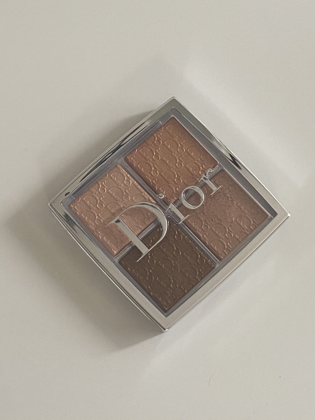 ディオール バックステージ フェイス グロウ パレット/Dior/ハイライトを使ったクチコミ（1枚目）