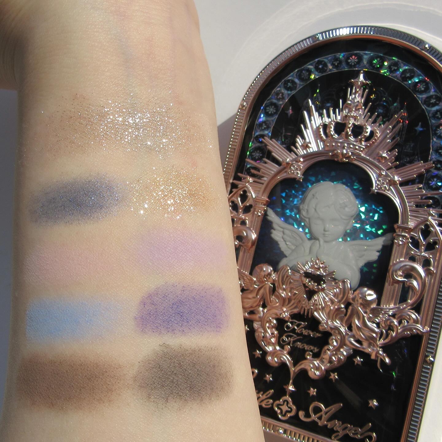 フラワーノーズ リトルエンジェルコレクション 9色アイシャドウパレット 02 Weeping Angel(哭泣天使)/FlowerKnows/アイシャドウパレットを使ったクチコミ（2枚目）