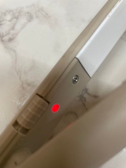 まろろ on LIPS 「なんと390円で買えちゃうヘアアイロン!サンキューマートで買え..」(4枚目)