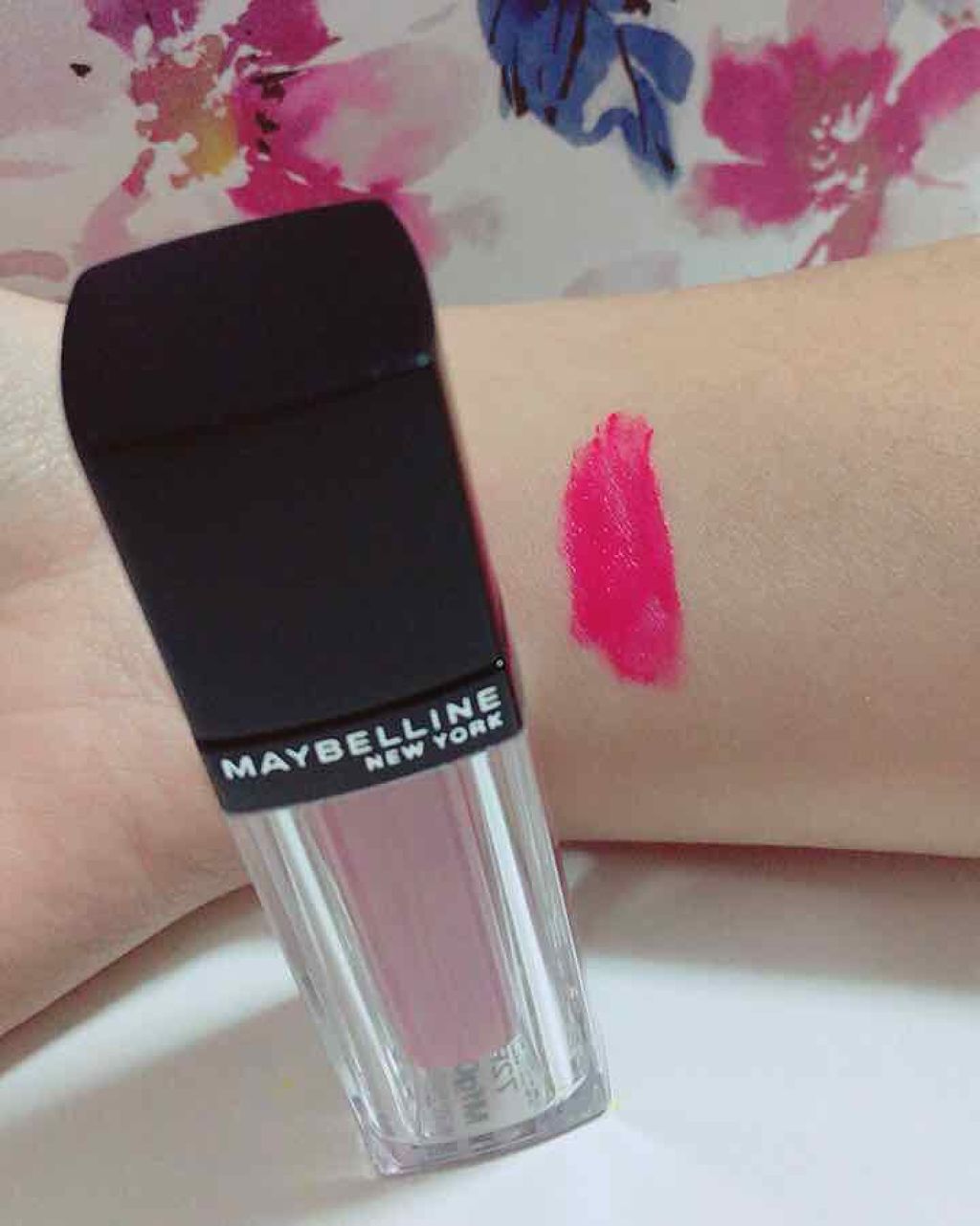 ビビッドマットリキッド/MAYBELLINE NEW YORK/口紅を使ったクチコミ（2枚目）