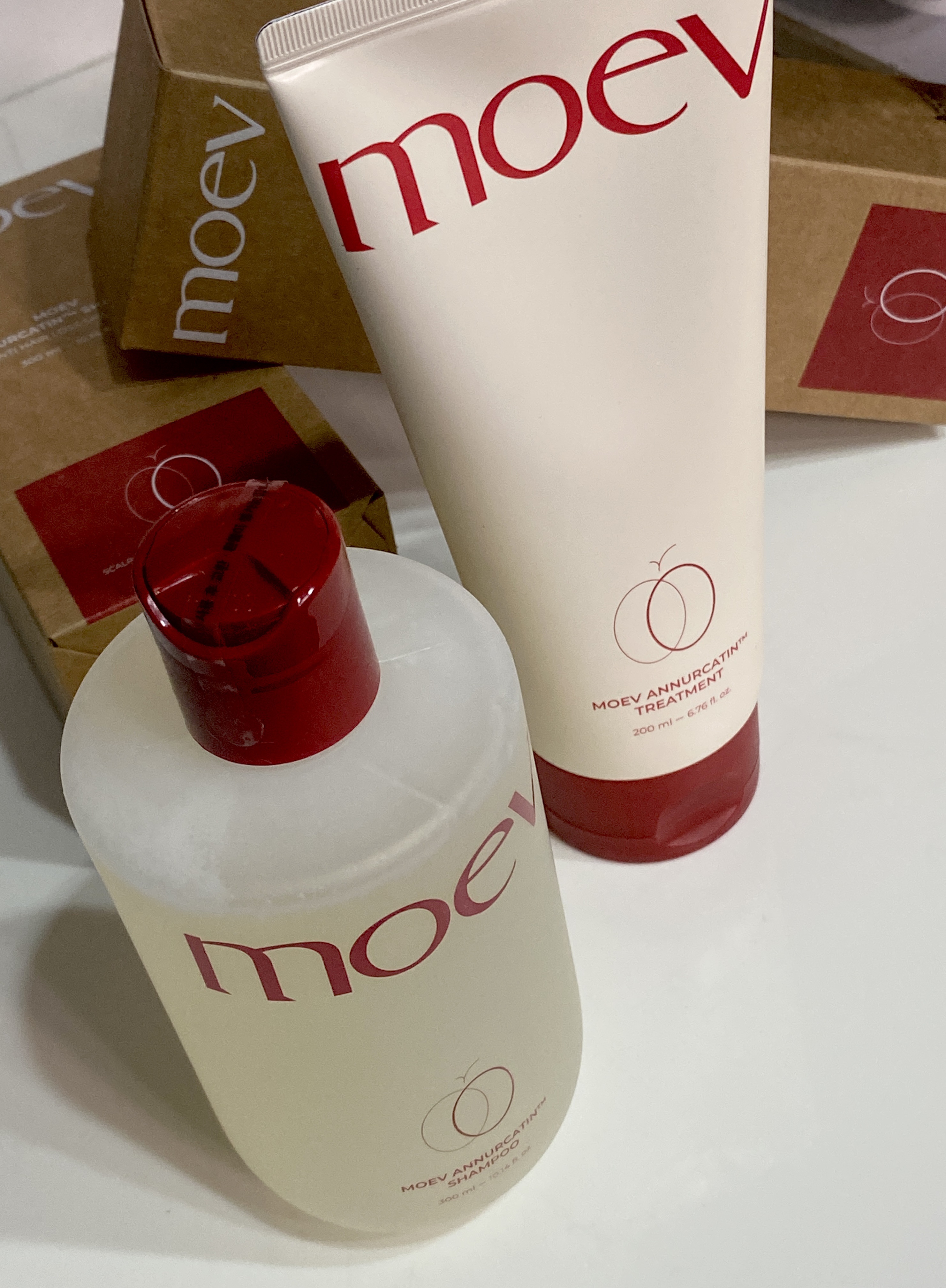 モエブ アヌカチン シャンプー/トリートメント/moev/市販シャンプーを使ったクチコミ（1枚目）